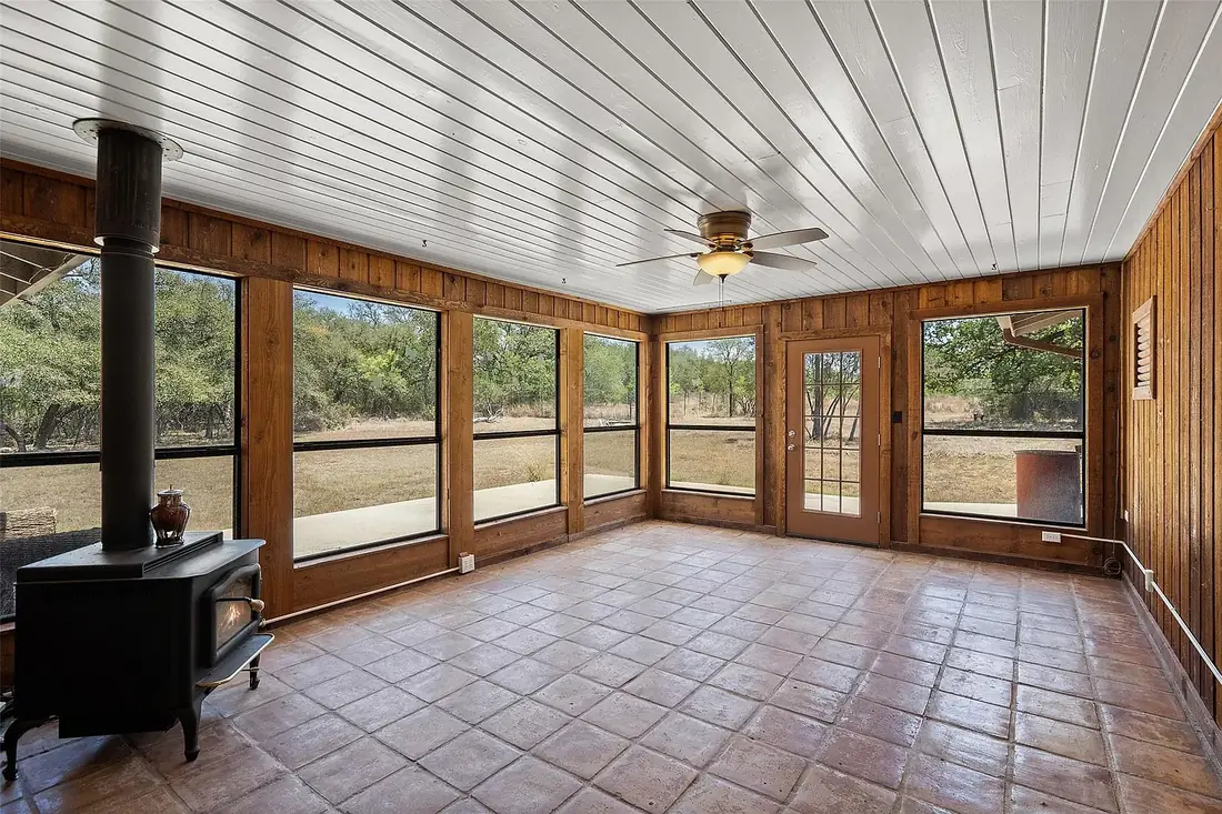 2942 Ranch Road 2766 photo 3